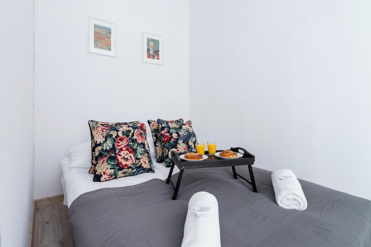 Apartment Bosacka Cracow By Noclegi Renters Cracóvia Exterior foto